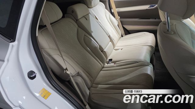 Genesis GV80 2023 — photo 17