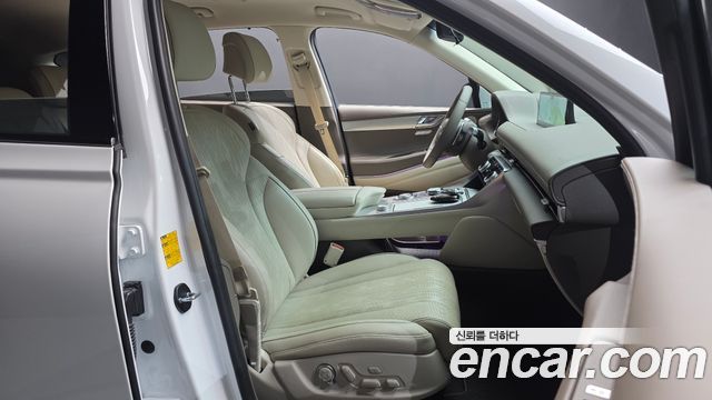 Genesis GV80 2023 — photo 16