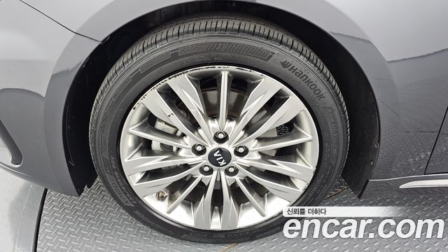 Kia K5 2019 — photo 5