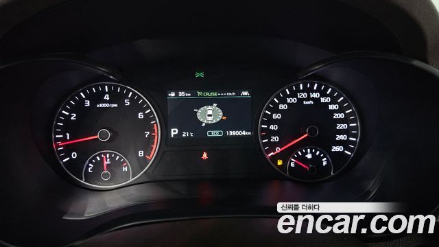 Kia K5 2019 — photo 11