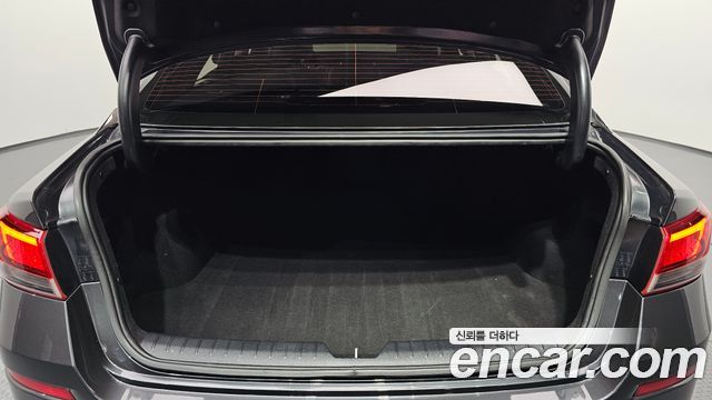 Kia K5 2019 — photo 33