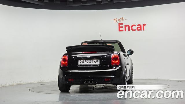 Mini Cooper Convertible 2016 — photo 4
