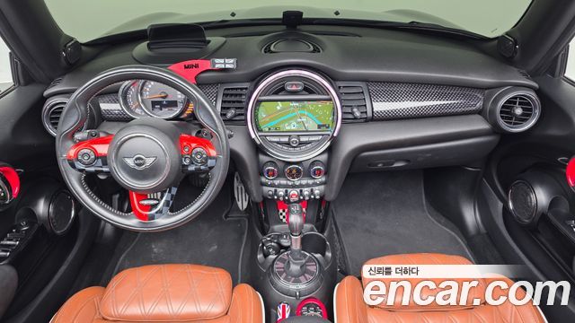Mini Cooper Convertible 2016 — photo 7