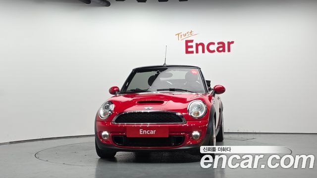 Mini Cooper Convertible 2015 — photo 3