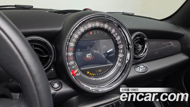 Mini Cooper Convertible 2015 — photo 13