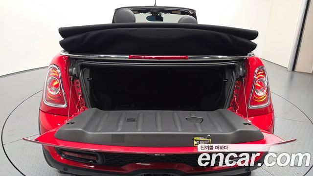 Mini Cooper Convertible 2015 — photo 20