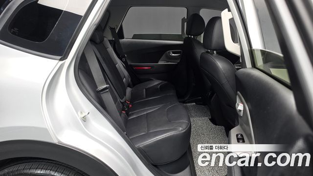 Kia Niro 2023 — photo 17