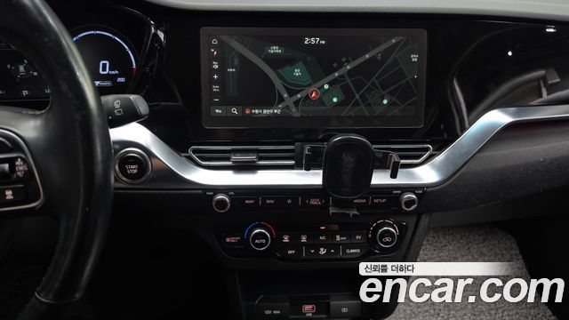 Kia Niro 2023 — photo 19