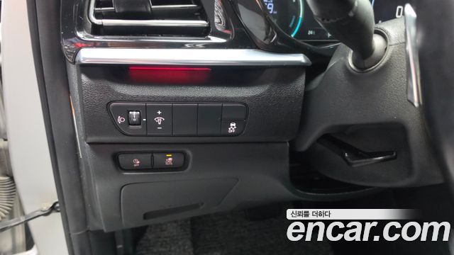 Kia Niro 2023 — photo 27