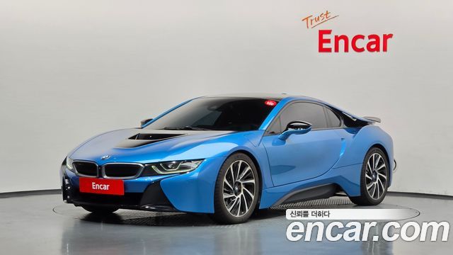 BMW i8 2016 — photo 1