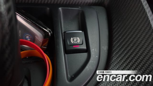 BMW i8 2016 — photo 11