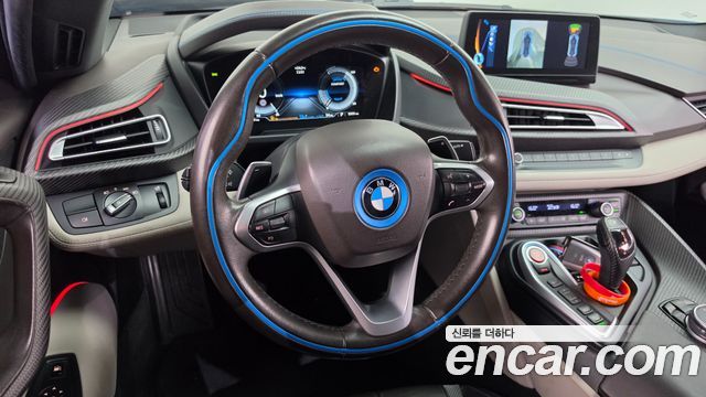 BMW i8 2016 — photo 13