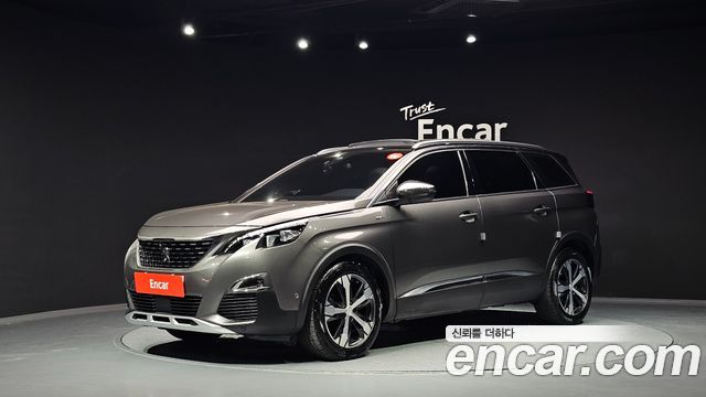 Peugeot 5008 2019 — photo 1