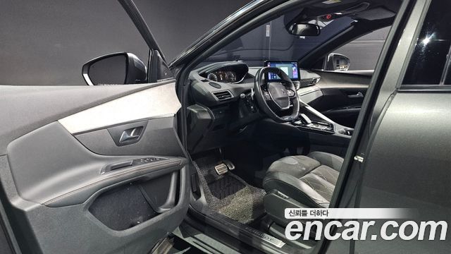 Peugeot 5008 2019 — photo 13