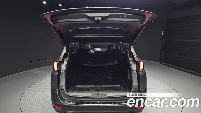 Peugeot 5008 2019 — photo 26