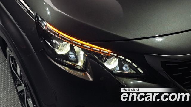 Peugeot 5008 2019 — photo 8