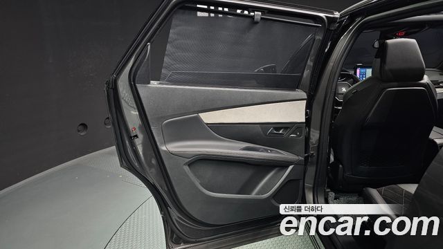 Peugeot 5008 2019 — photo 15