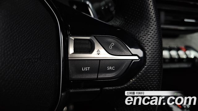 Peugeot 5008 2019 — photo 32