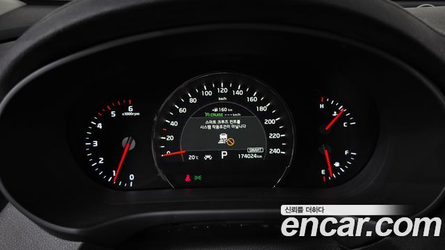 Kia Sorento 2018 — photo 11