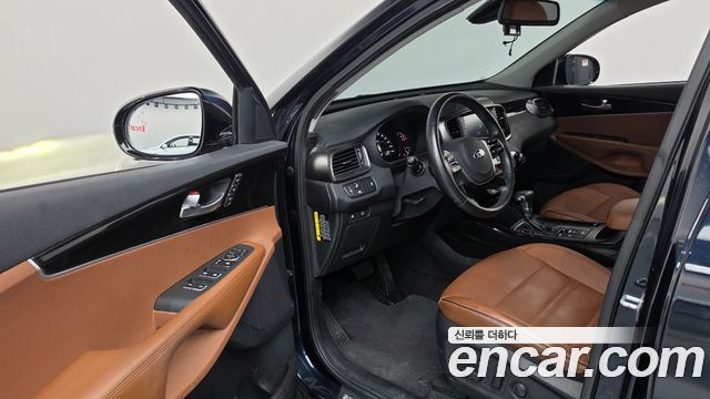 Kia Sorento 2018 — photo 13