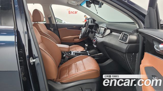 Kia Sorento 2018 — photo 16