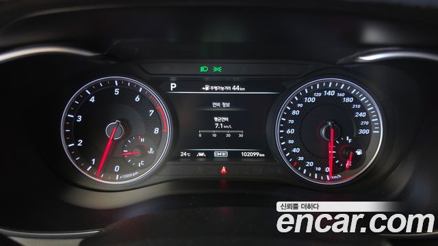 Genesis G70 2018 — photo 8