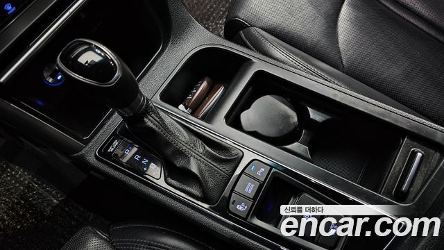 Hyundai Sonata 2016 — photo 9