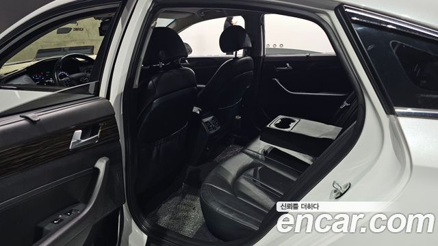 Hyundai Sonata 2016 — photo 11