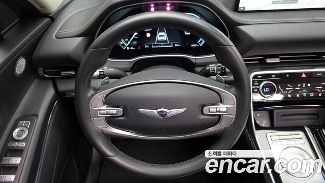 Genesis GV80 2022 — photo 18