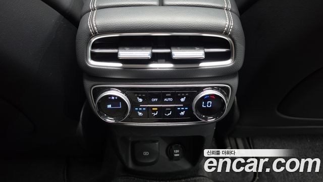 Genesis GV80 2022 — photo 24