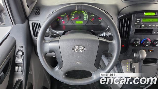 Hyundai Starex 2015 — photo 20