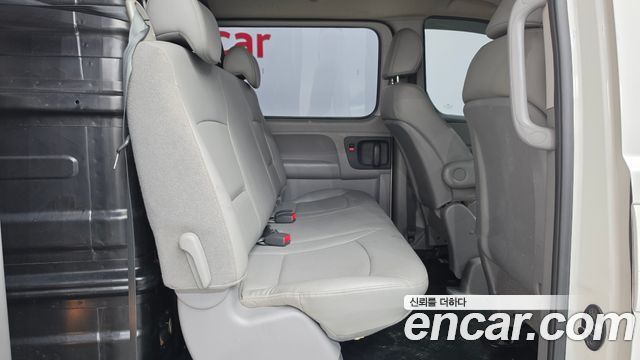 Hyundai Starex 2015 — photo 24