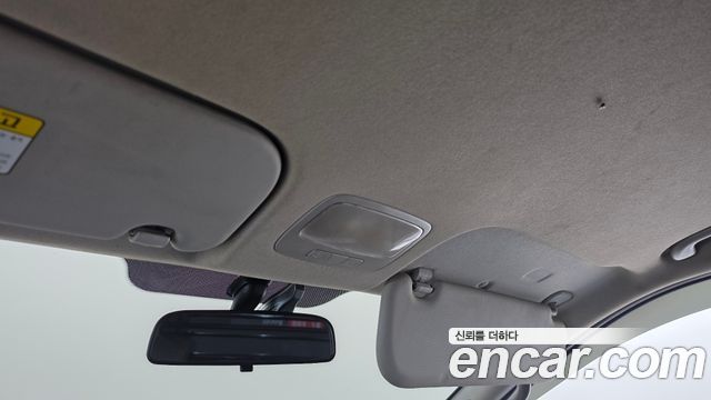 Hyundai Starex 2015 — photo 25