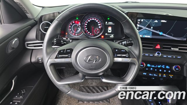 Hyundai AVANTE 2021 — photo 19