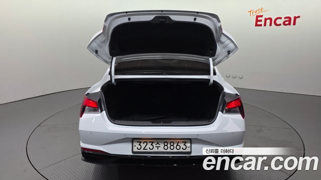 Hyundai AVANTE 2021 — photo 25