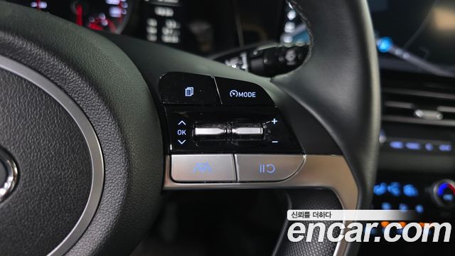 Hyundai AVANTE 2021 — photo 27