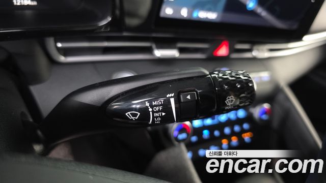 Hyundai AVANTE 2021 — photo 28