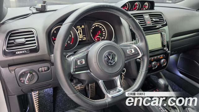 Volkswagen Scirocco 2015 — photo 12