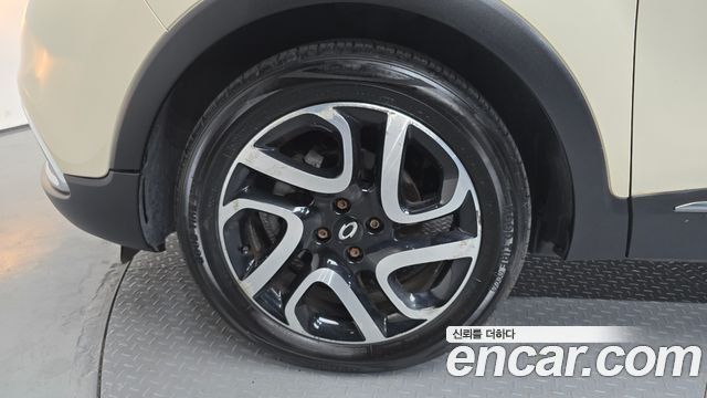 Renault Korea QM3 2015 — photo 5