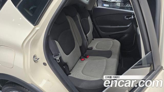 Renault Korea QM3 2015 — photo 12
