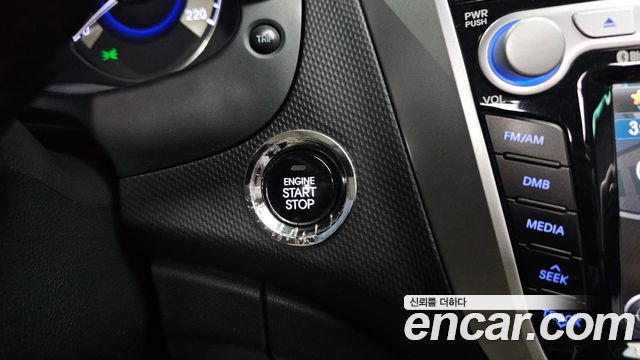 Hyundai Accent 2012 — photo 32