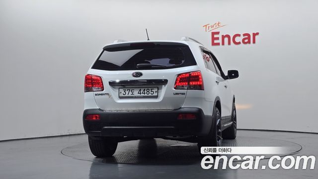 Kia Sorento 2012 — photo 4