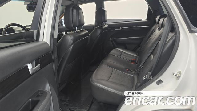 Kia Sorento 2012 — photo 12