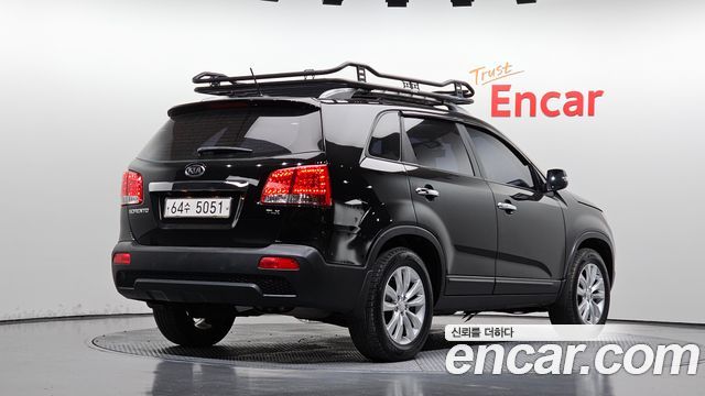 Kia Sorento 2010 — photo 2