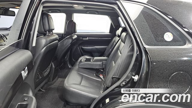 Kia Sorento 2010 — photo 11