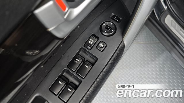 Kia Sorento 2010 — photo 12