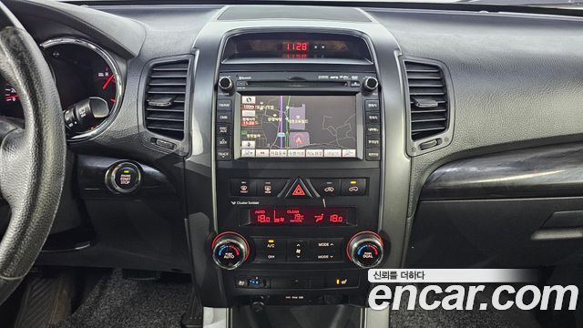 Kia Sorento 2010 — photo 17