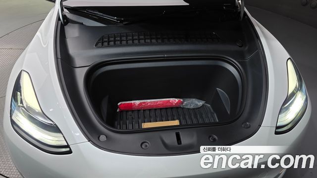 Tesla Model Y 2022 — photo 6