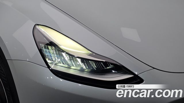 Tesla Model Y 2022 — photo 8