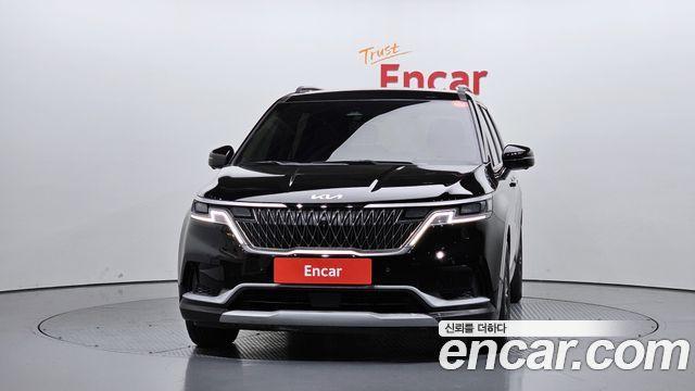 Kia Canival 2023 — photo 3
